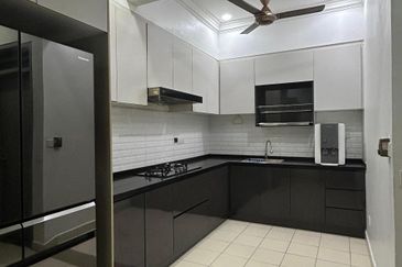 Symphony Hills Schumann