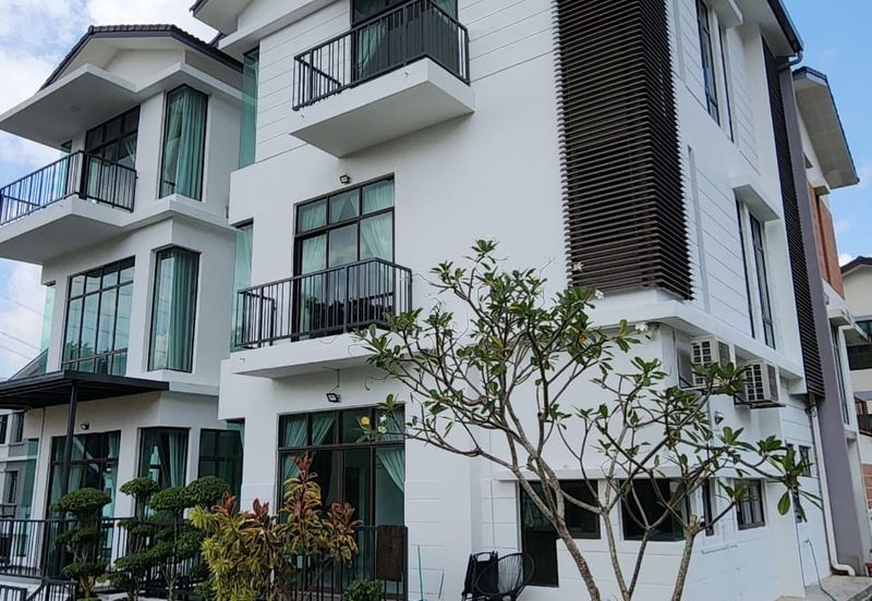 Kingsley Hills @ Putra Heights