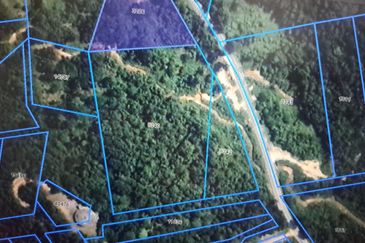 Gemencheh land for sale