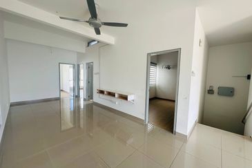 Casa Bluebell @ Cybersouth