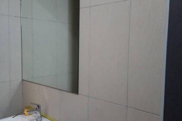 Lake Point Residence