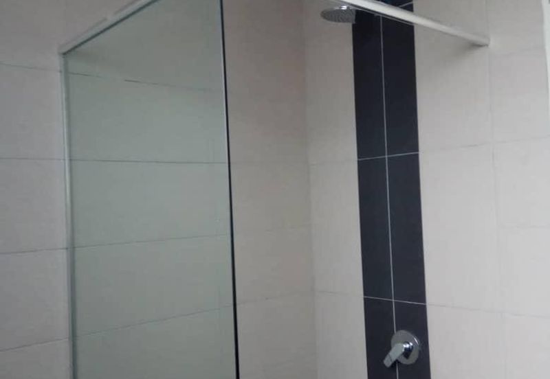 Lake Point Residence