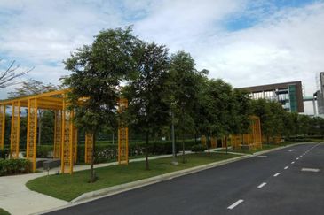 Lake Point Residence