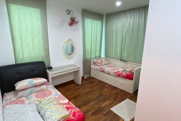 Jacaranda Garden Residence