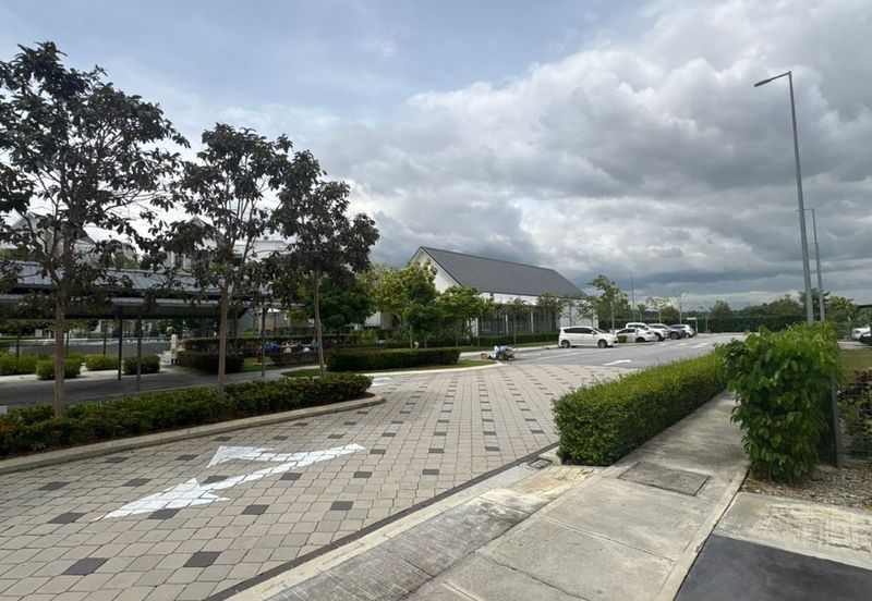 Casabayu Townhouse @ Cybersouth