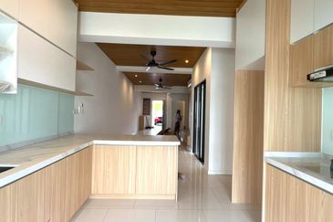 Casabayu Townhouse @ Cybersouth