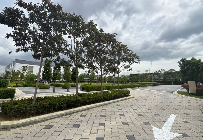 Casabayu Townhouse @ Cybersouth