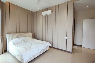 Isle of Kamares, Setia Eco Glades