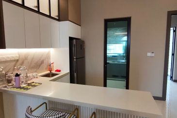 Isle of Kamares, Setia Eco Glades