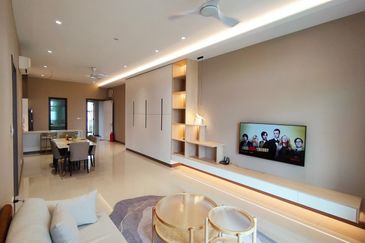 Isle of Kamares, Setia Eco Glades