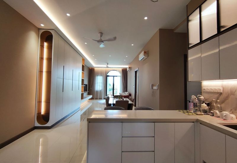 Isle of Kamares, Setia Eco Glades