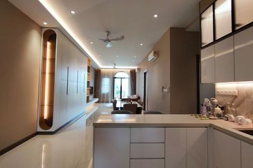 Isle of Kamares, Setia Eco Glades