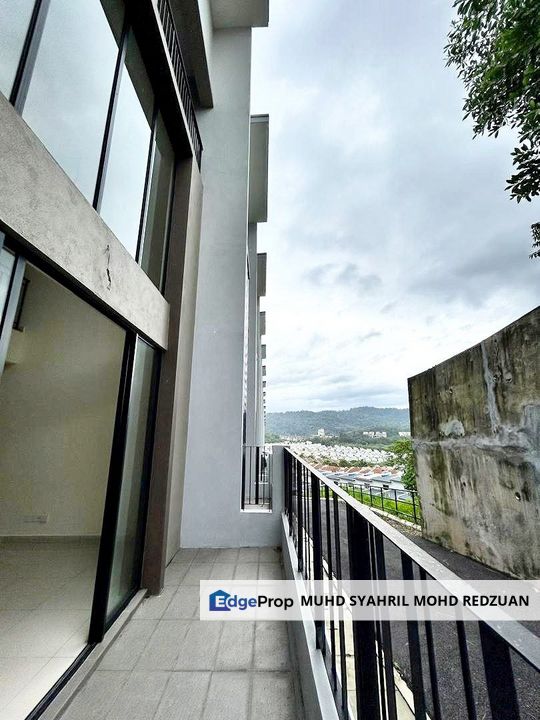 3 Storey Superlink House at Nassim Height, Ukay Bestari Hulu Kelang for sale, Kuala Lumpur, Ampang