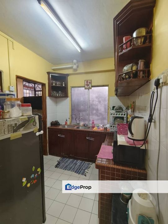 Unit Cantik Walk Up Apartment Anggerik Villa 2 Semenyih, Kajang, Selangor, Semenyih