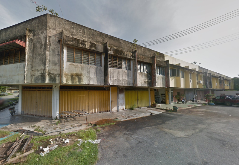 CORNER 2 Storey Shop For Rent , Taman Kim Lai , Desa Anggerik , Semenyih , Selangor
