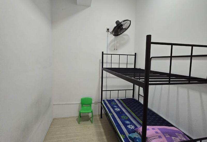 4 Storey Shop, Bandar Puteri Bangi, Bangi, Selangor For Sale