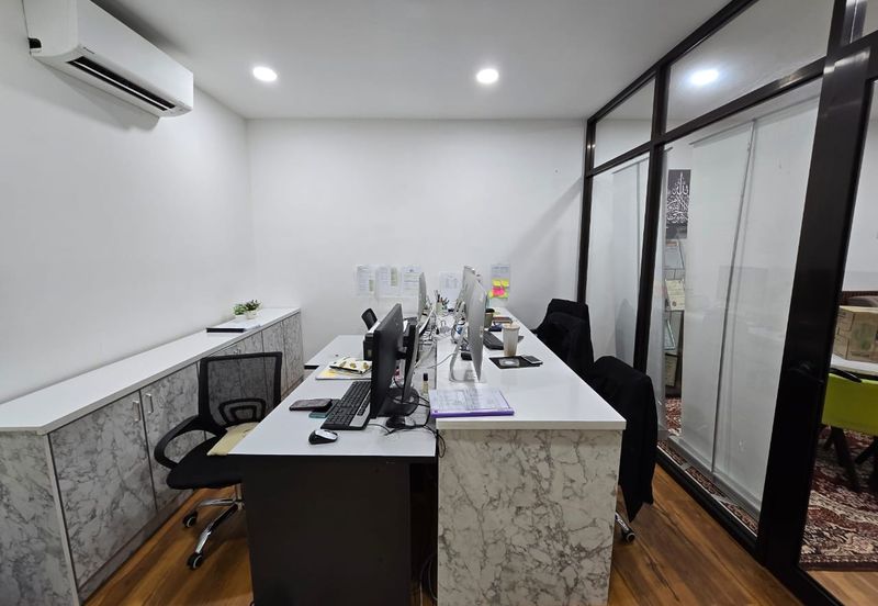 4 Storey Shop, Bandar Puteri Bangi, Bangi, Selangor For Sale