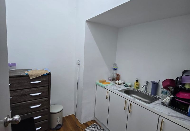 4 Storey Shop, Bandar Puteri Bangi, Bangi, Selangor For Sale