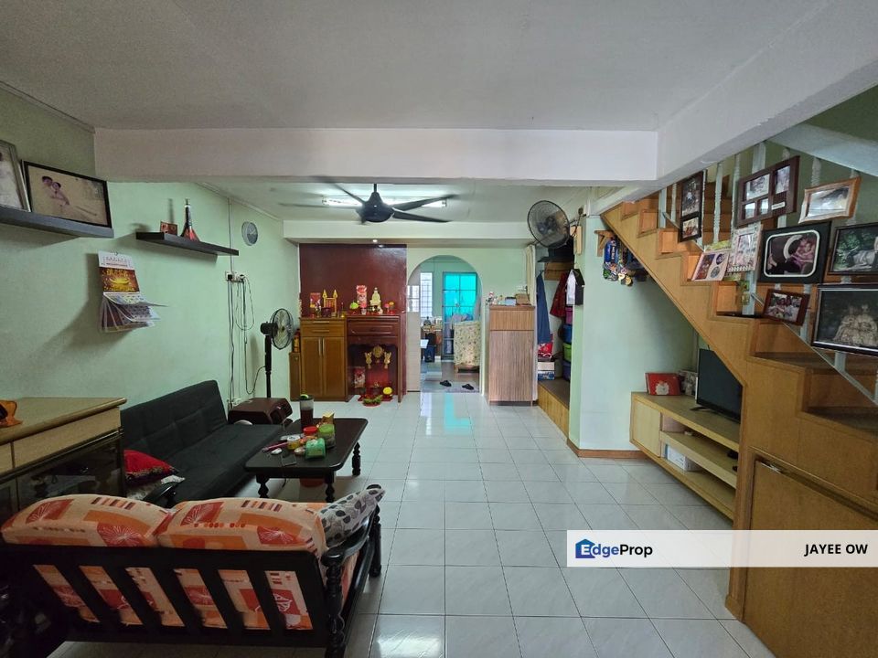 Extented 2 Storey Terrace House, Desa Sri Jenaris, Kajang, Selangor For Sale, Selangor, Kajang