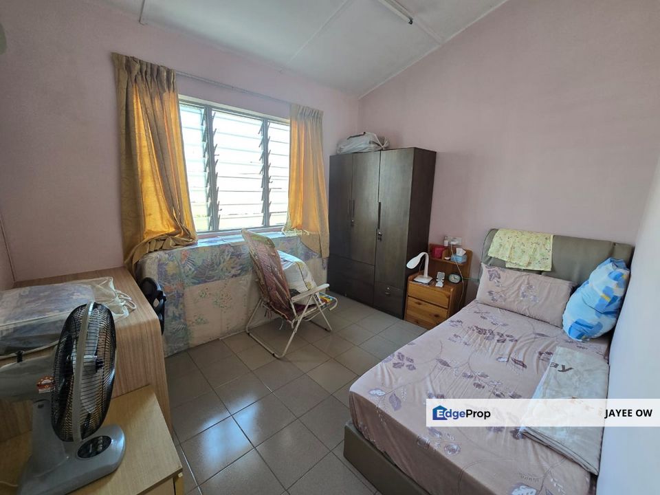 Extented 2 Storey Terrace House, Desa Sri Jenaris, Kajang, Selangor For Sale, Selangor, Kajang