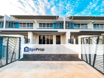 Facing Open 2 Storey Intermediate Terrace Serenia for sale, Selangor, Sepang