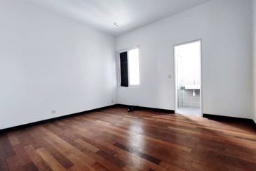 Clover Garden Residences