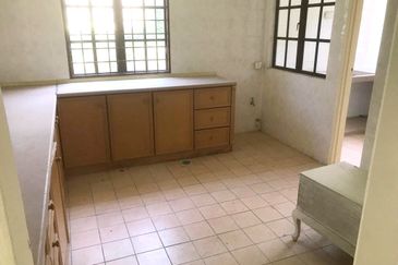 Taman Tasik Semenyih (Lake Residence)