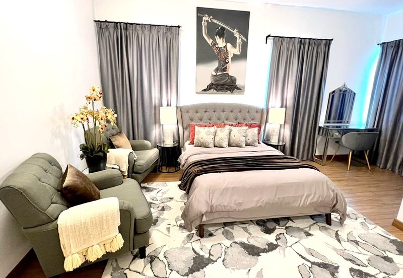 Lake Point Residence