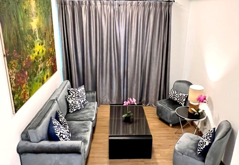 Lake Point Residence