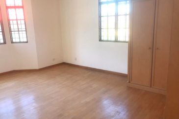 Taman Tasik Semenyih (Lake Residence)