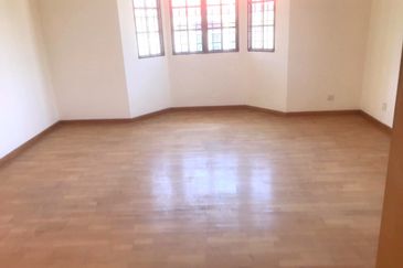 Taman Tasik Semenyih (Lake Residence)