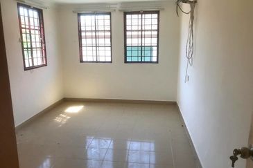 Taman Tasik Semenyih (Lake Residence)