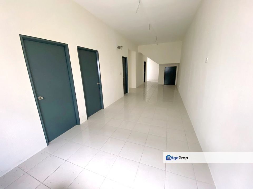 Ground Floor KITA BAYU TOWN HOUSE CYBERSOUTH FOR SALE, Selangor, Dengkil
