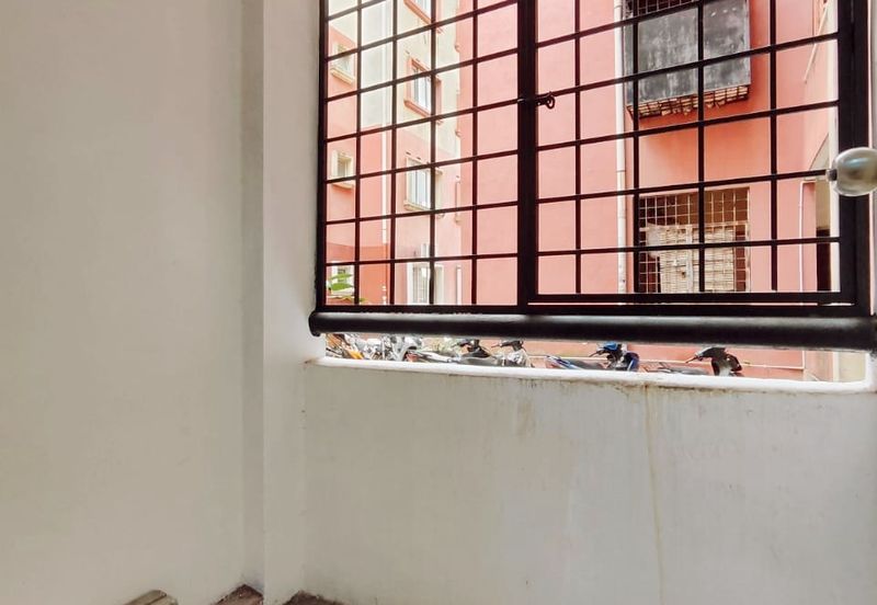 Kekwa Apartment @ Putra Perdana