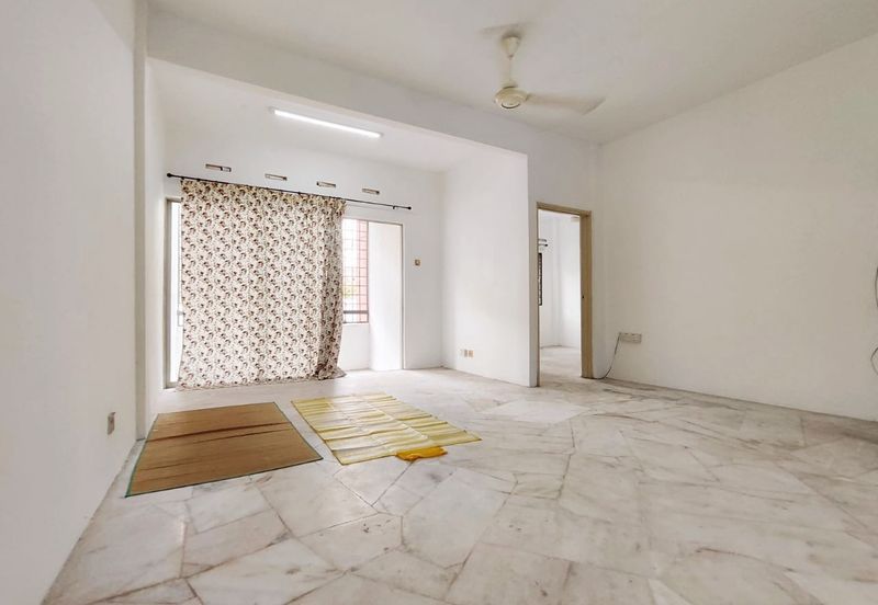 Kekwa Apartment @ Putra Perdana