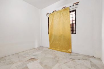 Kekwa Apartment @ Putra Perdana