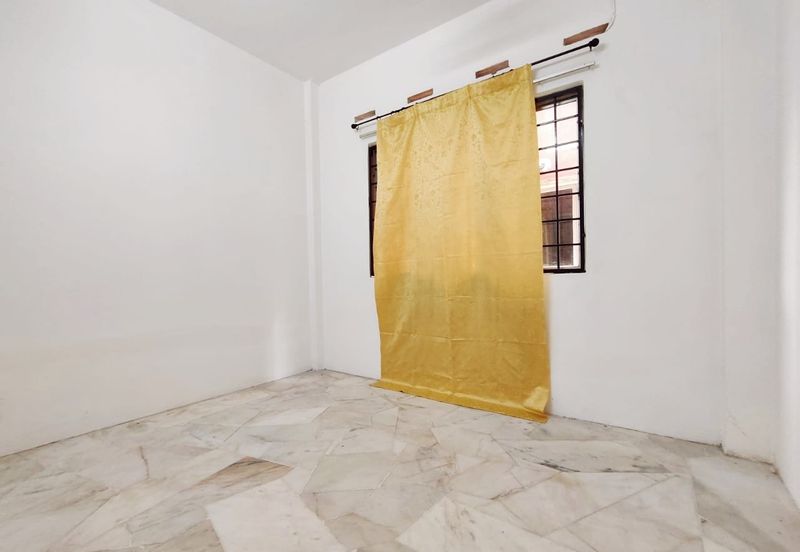 Kekwa Apartment @ Putra Perdana