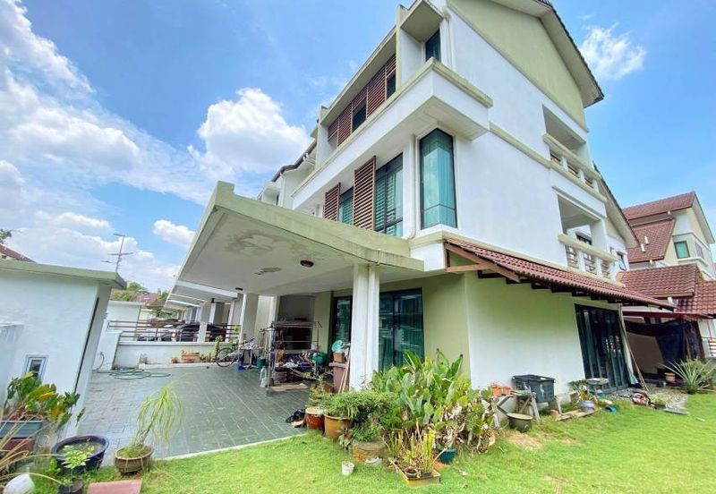 USJ Avenue @ USJ Heights