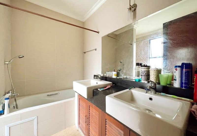 USJ Avenue @ USJ Heights