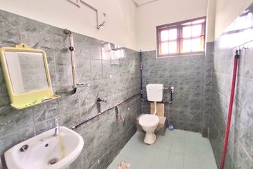 Kampung Sungai Ramal Luar