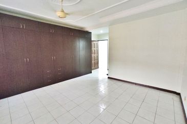 Kampung Sungai Ramal Luar