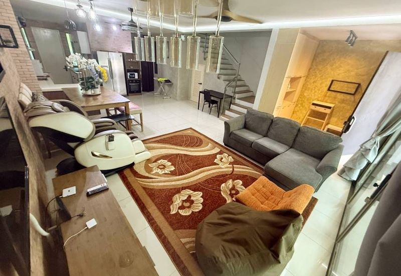 Lake Point Residence