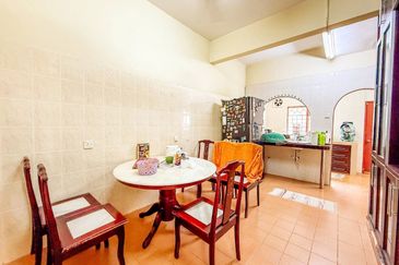 Pusat Bandar Putra Permai