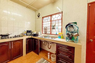 Pusat Bandar Putra Permai