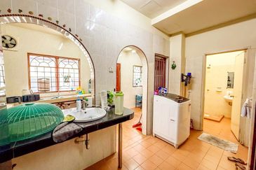 Pusat Bandar Putra Permai