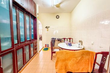 Pusat Bandar Putra Permai