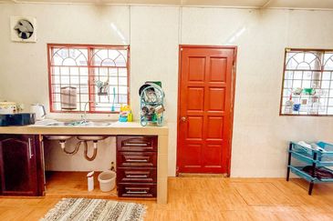 Pusat Bandar Putra Permai