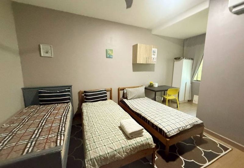 Lake Point Residence