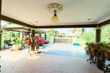 Taman Tasik Semenyih (Lake Residence)