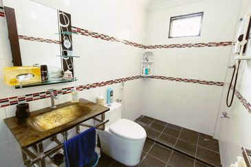 Taman Tasik Semenyih (Lake Residence)